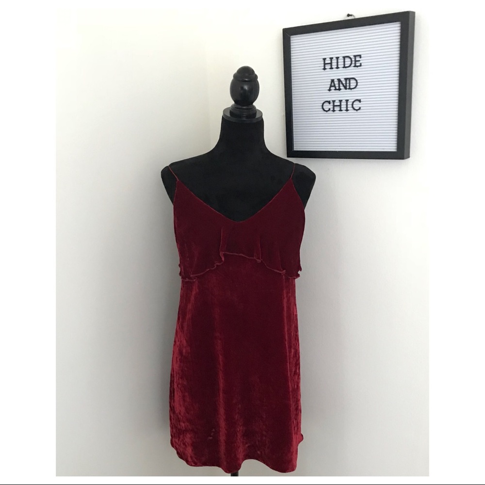 ALICE + OLIVIA RUFFLE MINI SLIP DRESS - Picture 2 of 8